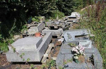 Comment choisir une pierre tombale d'occasion ?